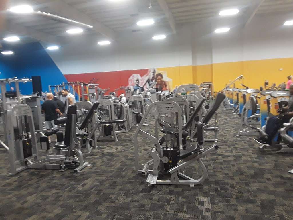 fitness connection ballantyne hours