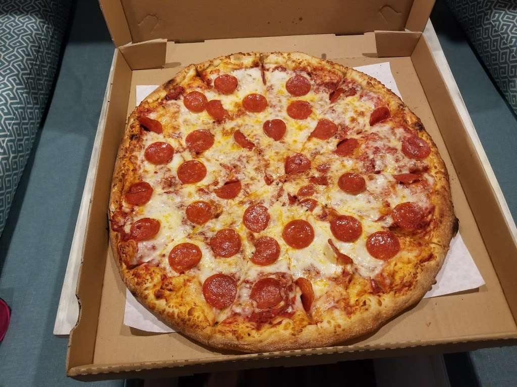 Giant Bronx Pizza | 8790 Cuyamaca St suite h, Santee, CA 92071, USA | Phone: (619) 938-4951