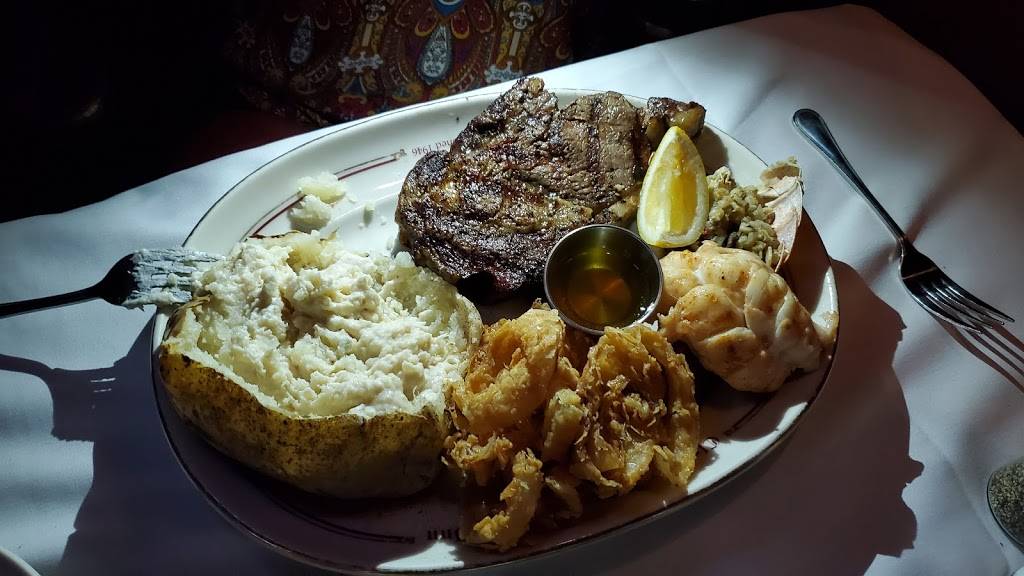 Clearmans Steak N Stein | 9545 Whittier Blvd, Pico Rivera, CA 90660, USA | Phone: (562) 699-8823