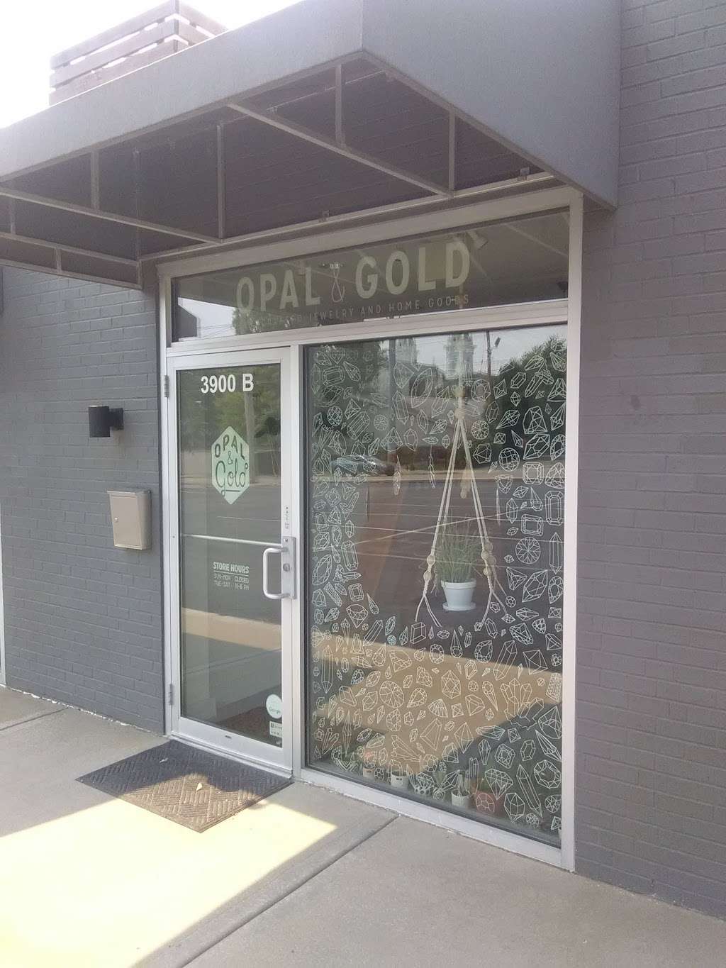 OPAL & GOLD | 3900B Pennsylvania Ave, Kansas City, MO 64111, USA | Phone: (816) 214-6752