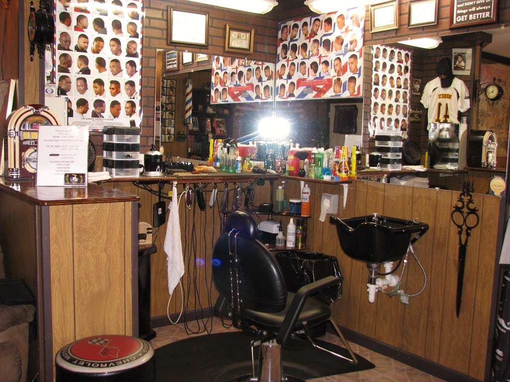 S. C. Barbershop by Appointment call or text 210-315-3392 | 1710 Rob Roy Ln, San Antonio, TX 78251, USA | Phone: (210) 315-3392