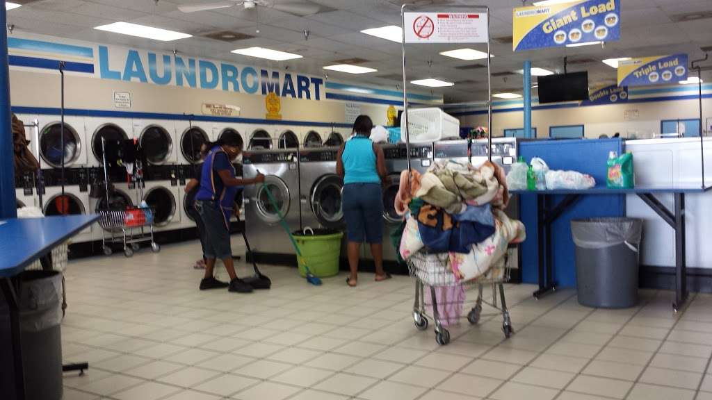 Discount Coin Laundry | 2396 W Oak Ridge Rd, Orlando, FL 32809 | Phone: (407) 745-4174