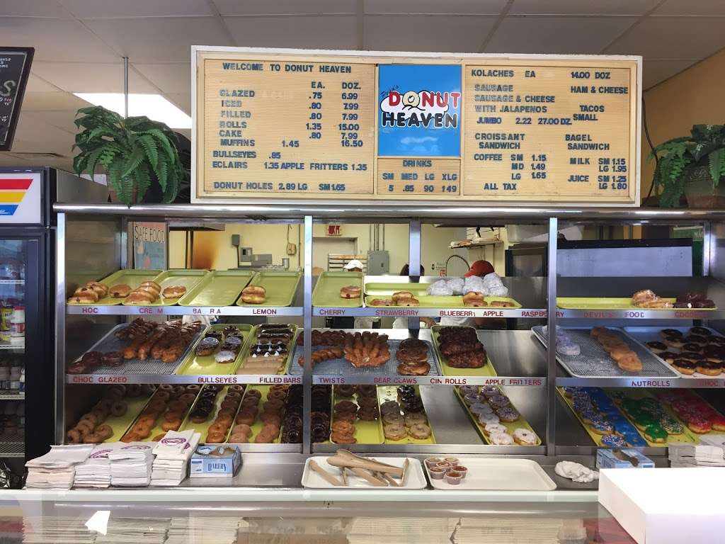 Donut Haven | 10802 Hughes Rd, Houston, TX 77089, USA | Phone: (281) 481-6826