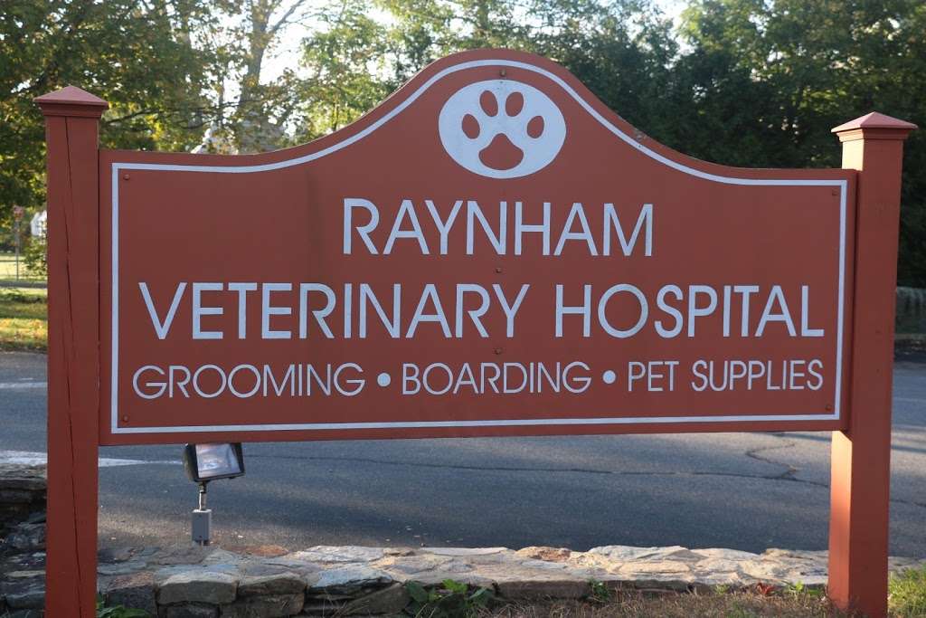 Raynham Veterinary Hospital, Inc. | 402 S St E, Raynham, MA 02767, USA | Phone: (508) 823-8443