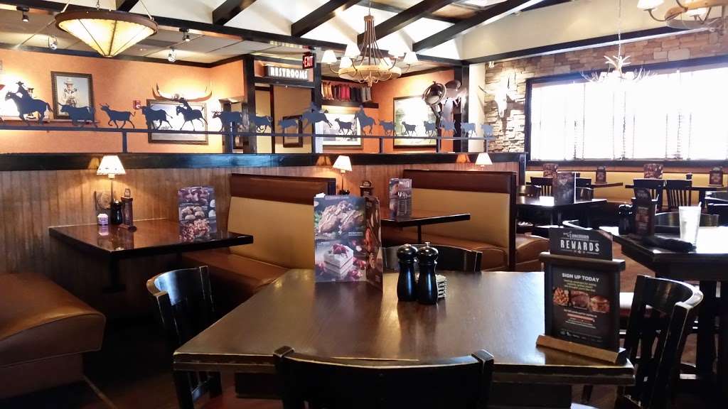 LongHorn Steakhouse | 1000 Premium Outlets Blvd, Hagerstown, MD 21740, USA | Phone: (301) 393-8119