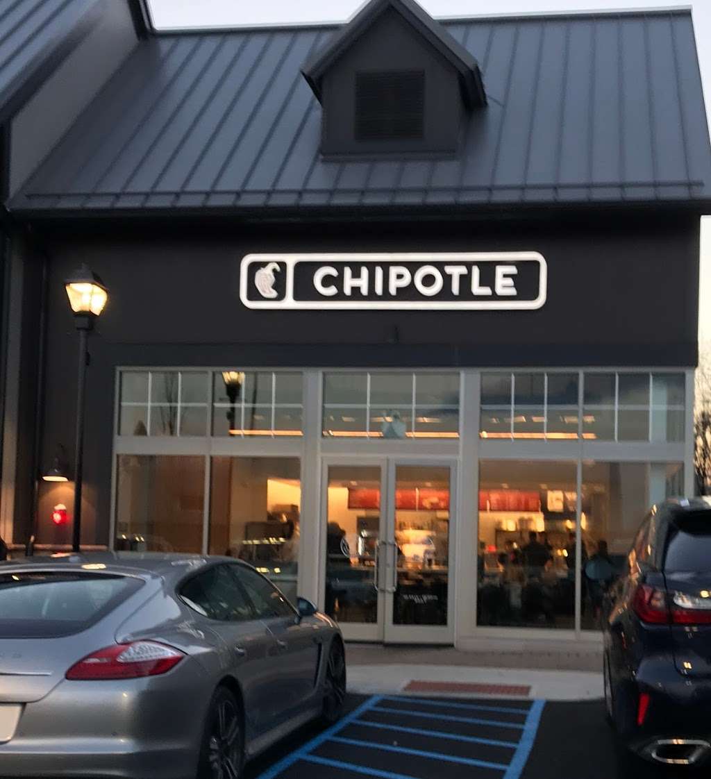 Chipotle Mexican Grill | 18 Farm View, Montvale, NJ 07645 | Phone: (201) 391-8986