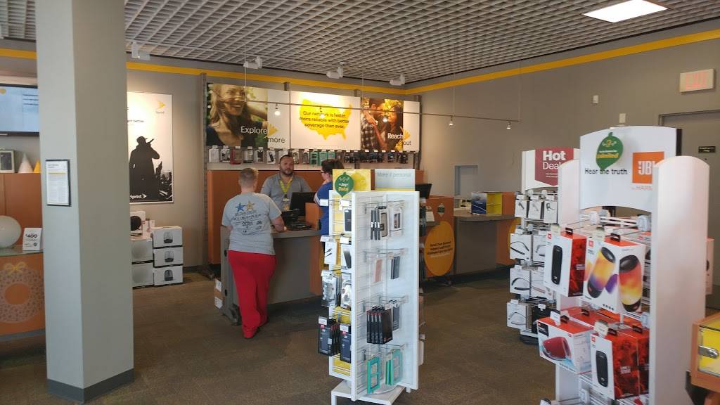 Sprint Store | 2501 W Happy Valley Rd #18-1000, Phoenix, AZ 85085, USA | Phone: (623) 582-1111