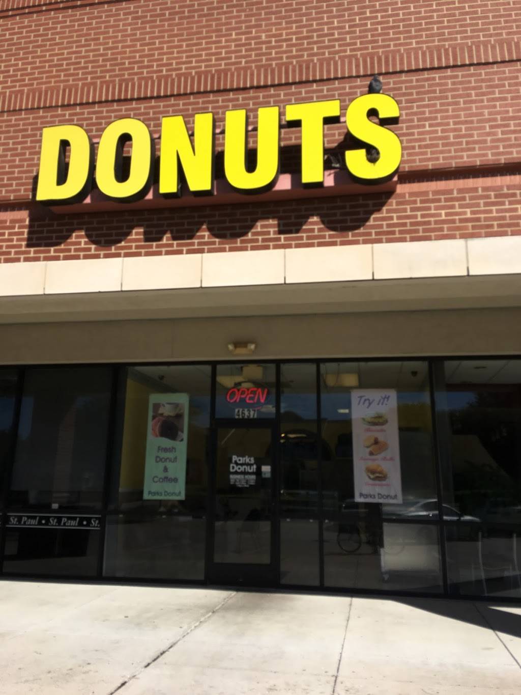 Donuts | 4637 Hedgcoxe Rd, Plano, TX 75024, USA | Phone: (469) 633-9709