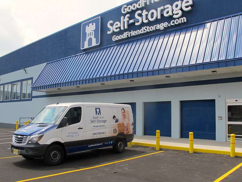 GoodFriend Self Storage North Bergen | 4301 Tonnelle Ave, North Bergen, NJ 07047, USA | Phone: (201) 820-0328