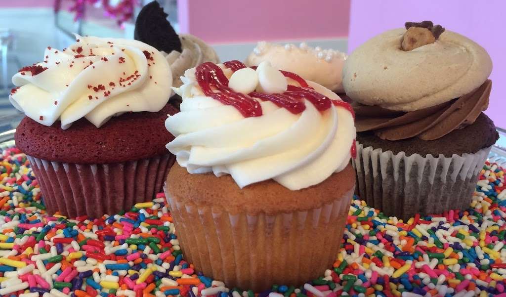 JoJos Cupcakes & Cream | 218 N Washington St #313, Easton, MD 21601, USA | Phone: (410) 763-4930