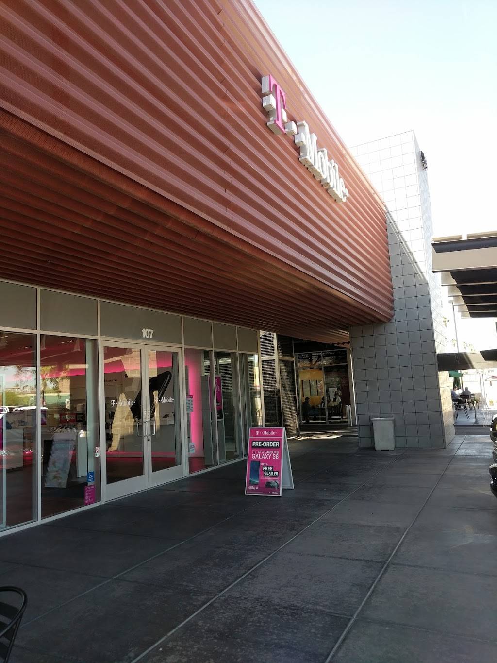 T-Mobile | 555 N Scottsdale Rd Suite 107, Tempe, AZ 85281 | Phone: (480) 921-5340