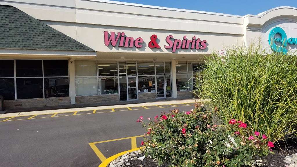 Fine Wine & Good Spirits | 215 Lancaster Ave, Malvern, PA 19355, USA | Phone: (610) 644-0497