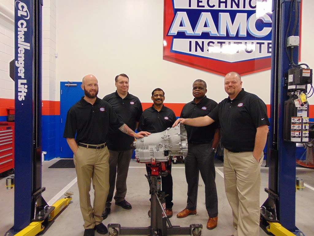 AAMCO Transmissions & Total Car Care | 375 N Ridgeview Rd, Olathe, KS 66061, USA | Phone: (913) 782-8866