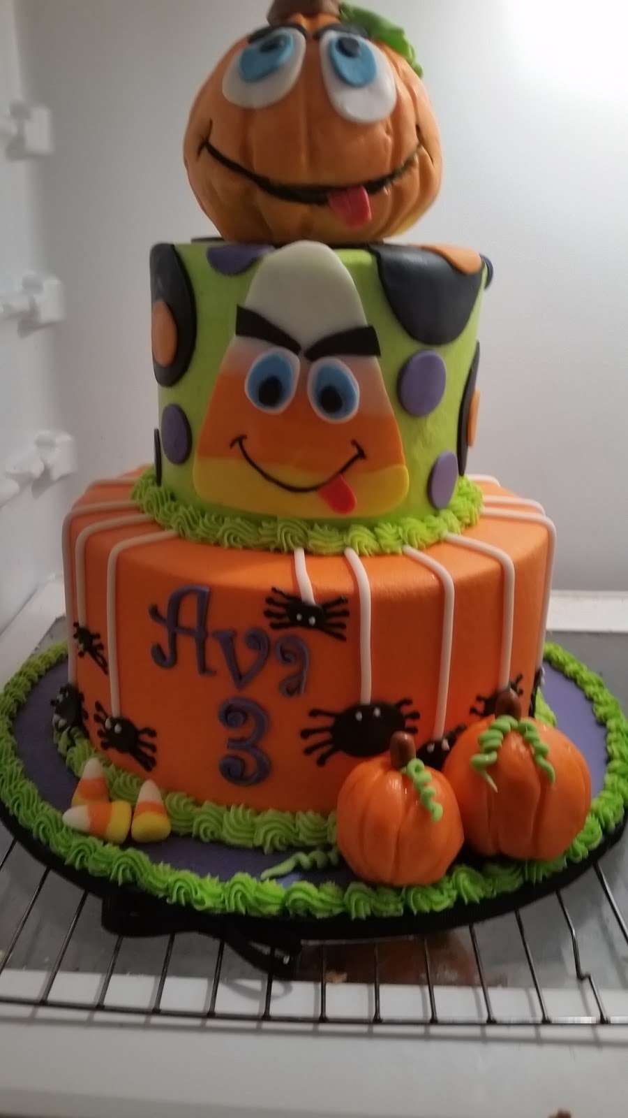 Cakes by Vicki | 2521 Leichester Dr, Spring, TX 77386, USA | Phone: (713) 492-6579