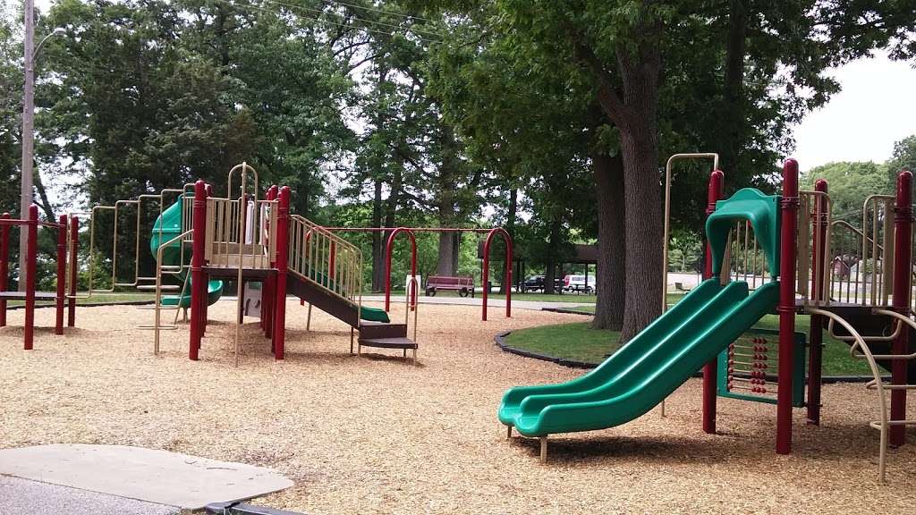Jerry Pavese Park | 500 S Lake Park, Hobart, IN 46342, USA | Phone: (219) 942-2987