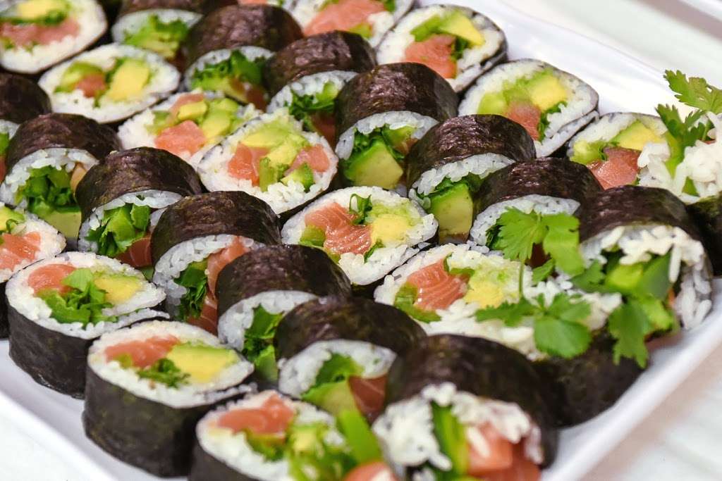 Tensuke Sushi Catering | 3 S Arlington Heights Rd, Elk Grove Village, IL 60007, USA | Phone: (847) 701-4177