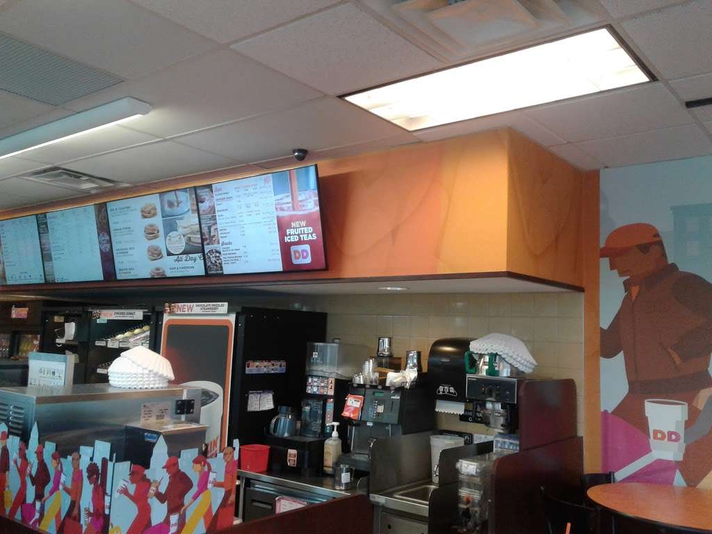 Dunkin | 349 N Main St, Andover, MA 01810 | Phone: (978) 475-6994