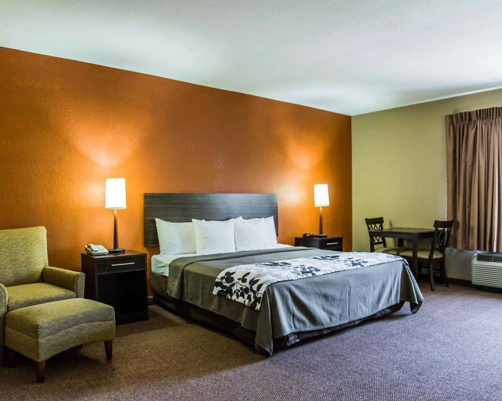 Sleep Inn & Suites Lakeland I-4 | 4321 Lakeland Park Dr, Lakeland, FL 33809, USA | Phone: (863) 577-1170