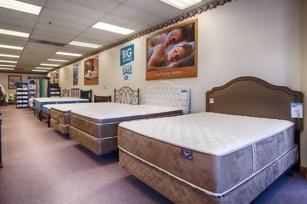 Verlo Mattress of Delafield | 2734 Hillside Dr #6, Delafield, WI 53018, USA | Phone: (262) 303-9034