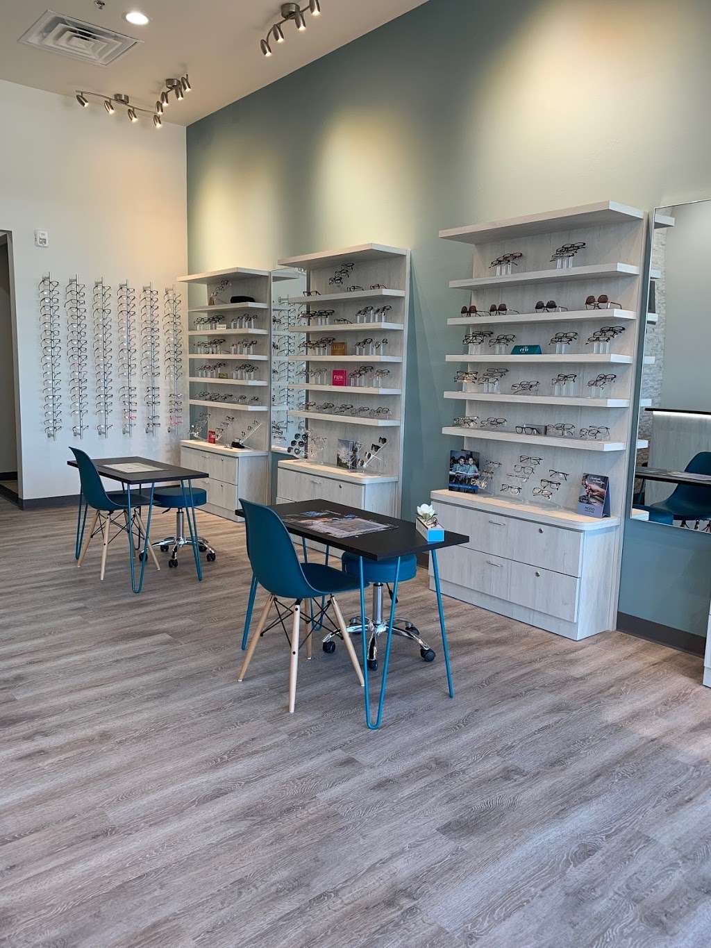 Look Eyecare & Eyewear | 2240 Market Pl Blvd Suite 180, Irving, TX 75063, USA | Phone: (972) 373-4433