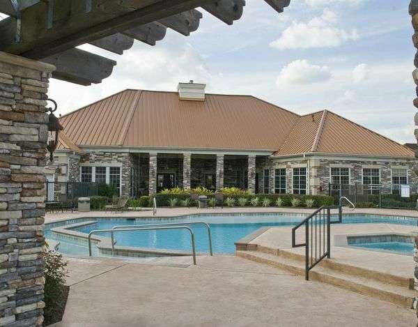 Attiva Pearland Active Living Apartments by Cortland | 4055 Village Dr, Pearland, TX 77581 | Phone: (281) 884-3081