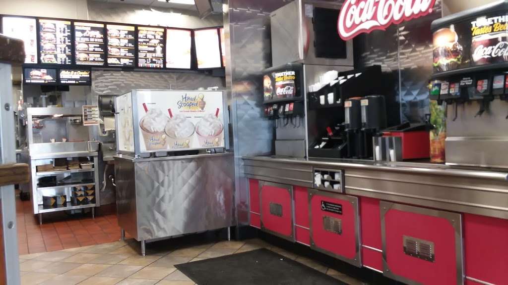 Carls Jr. | 145 N Tustin St, Orange, CA 92867, USA | Phone: (714) 771-1579