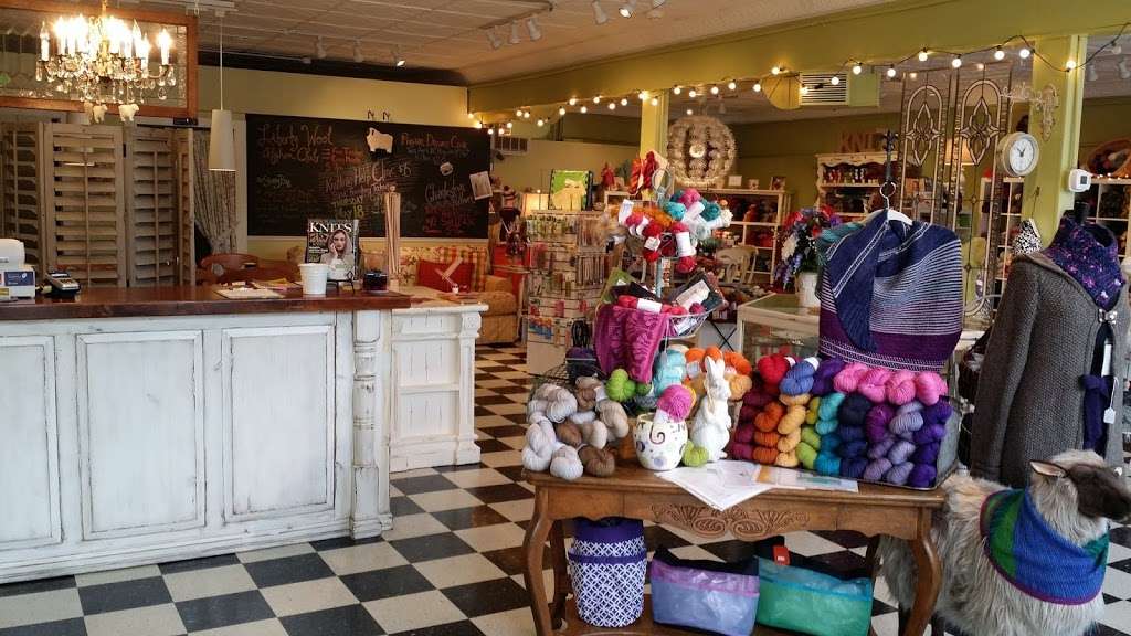 Shabby Sheep & Ewe | 1113 16th St, Columbus, IN 47201, USA | Phone: (812) 372-9276