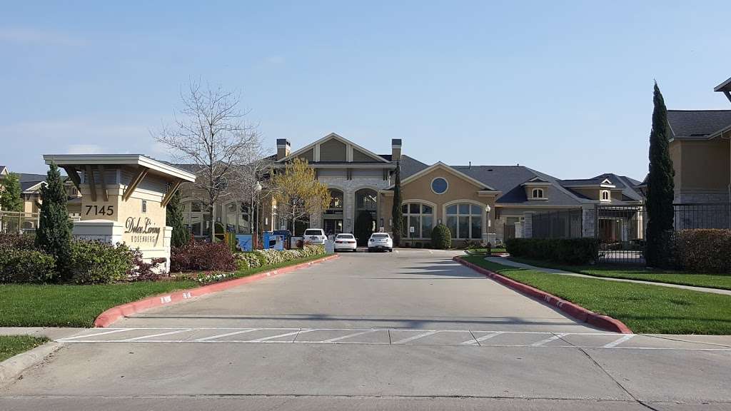 Dolce Living Rosenberg Apartment Homes | 7145 Reading Rd, Rosenberg, TX 77471, USA | Phone: (281) 239-0595
