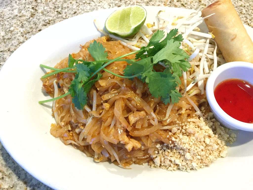 Ing Doi Thai Kitchen | 28072 Bouquet Canyon Rd, Saugus, CA 91350 | Phone: (661) 263-9888