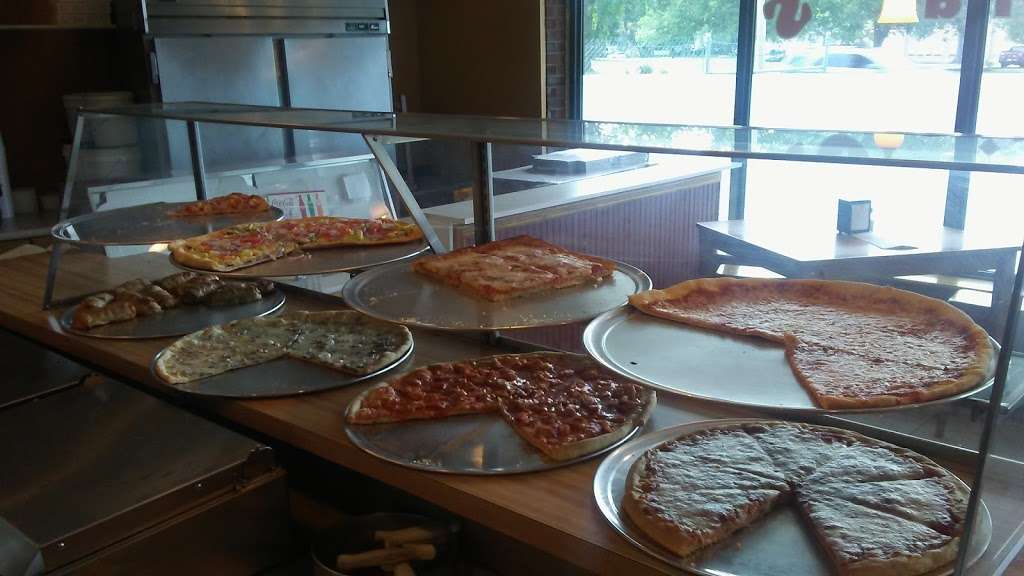 Riccardos Pizza & Restaurant | 702 Warren St, Beverly, NJ 08010, USA | Phone: (609) 386-5363