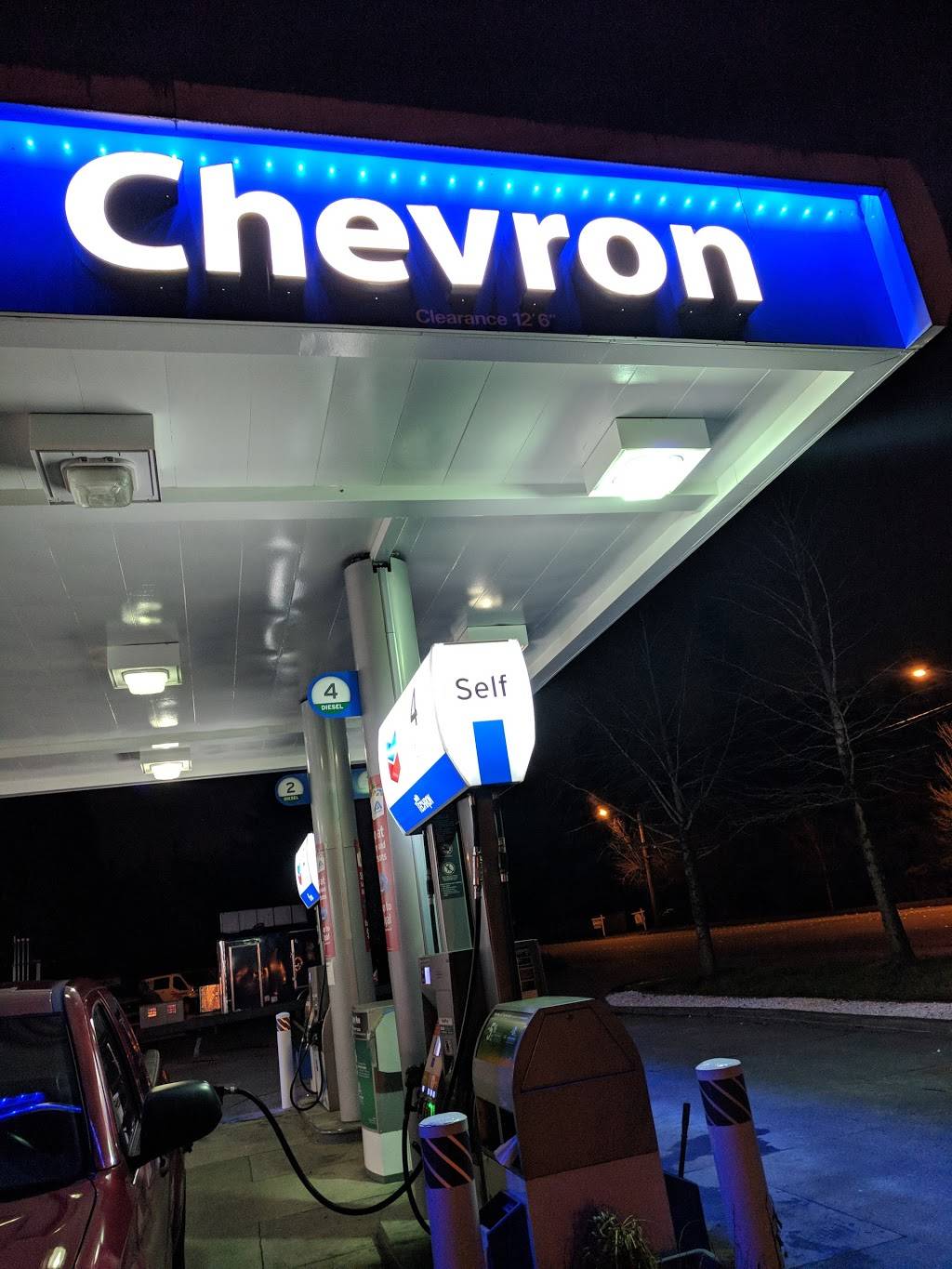Chevron | 2626 Bellevue Way NE, Bellevue, WA 98004, USA | Phone: (425) 576-1347