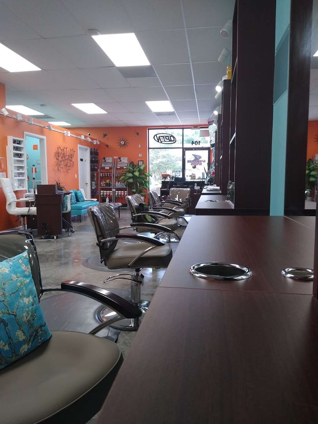 Satellites Salon | 3702 N Courtenay Pkwy #104, Merritt Island, FL 32953, USA | Phone: (321) 978-5784