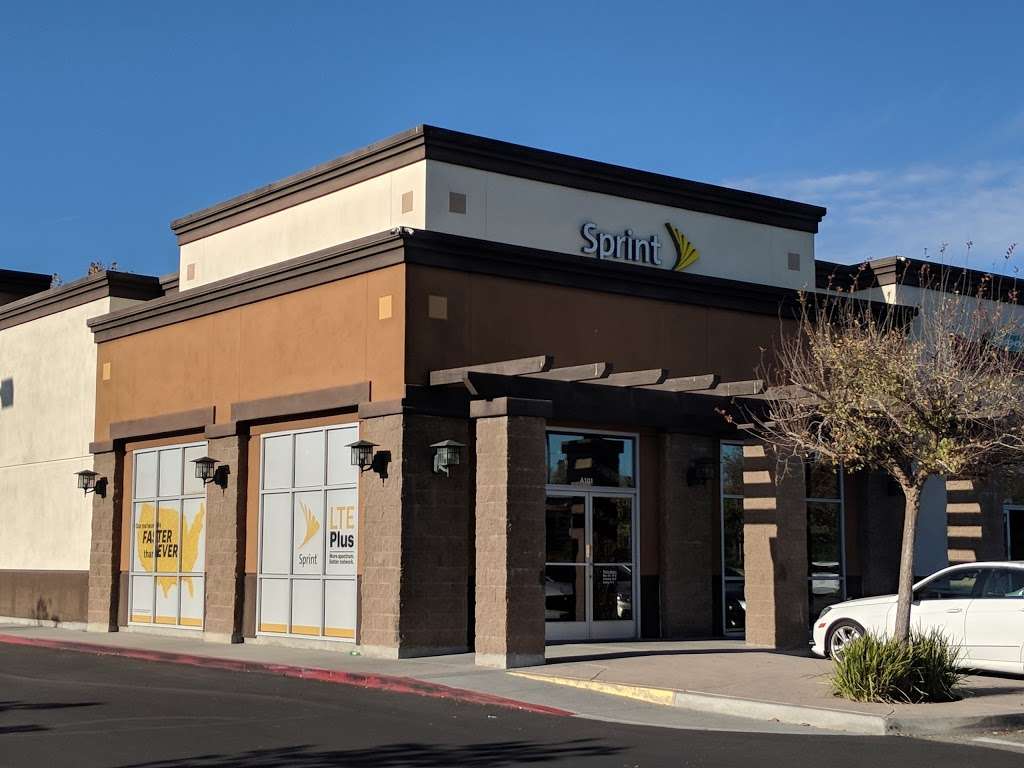 Sprint Store | 2711 Canyon Springs Pkwy #101, Riverside, CA 92507 | Phone: (951) 656-1221