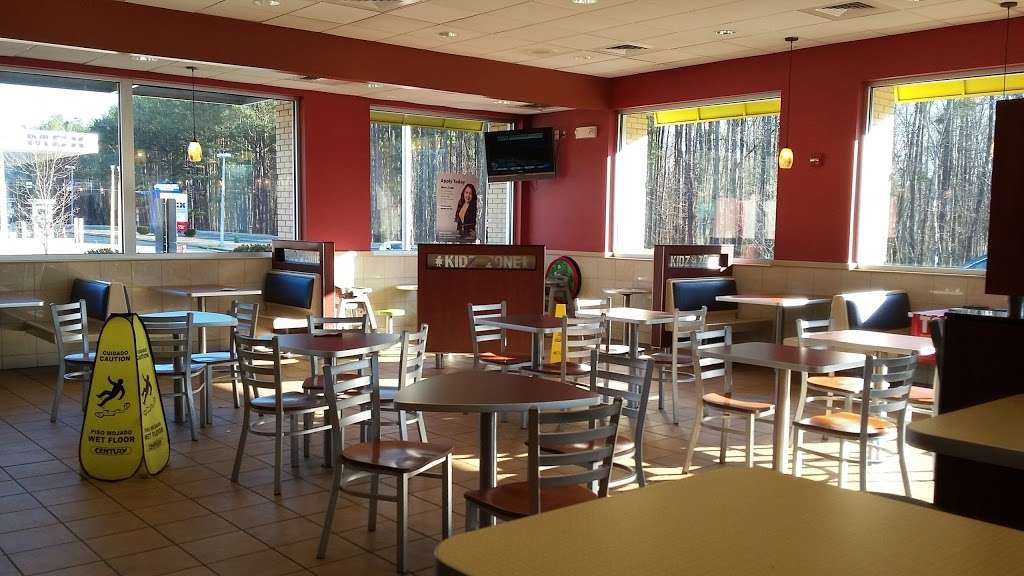 McDonalds | 3500 A Russell Rd, Quantico, VA 22134 | Phone: (703) 221-0410