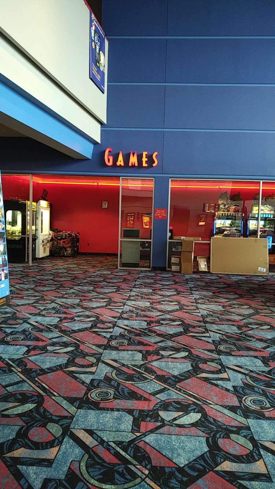 Regal Cinemas Potomac Yard 16 | 3575 Jefferson Davis Hwy, Alexandria, VA 22305 | Phone: (844) 462-7342