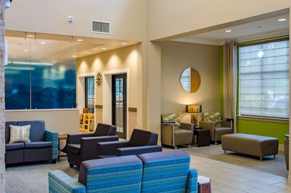 Ecco Suites | 4360 Lakeland Park Dr, Lakeland, FL 33809, USA | Phone: (863) 904-2050