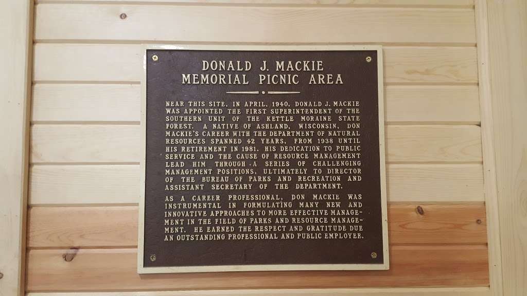 DJ Mackie Picnic Area | S57 W35510 Co Road Zz, Dousman, WI 53118, USA | Phone: (262) 594-6200