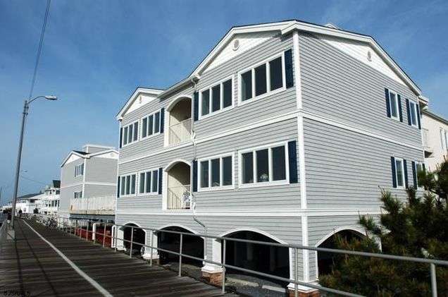 Ocean 17 Apartments | 1670 Boardwalk, Ocean City, NJ 08226, USA | Phone: (609) 399-2911