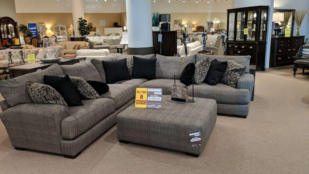 Huffman Koos Furniture | 200 Trotters Way, Freehold, NJ 07728 | Phone: (732) 343-7999