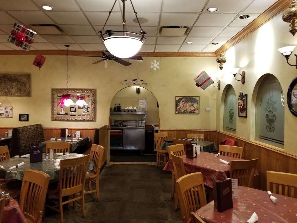 Little Villa Restaurant & Pizzeria | 660 N Wolf Rd, Des Plaines, IL 60016, USA | Phone: (847) 296-7763