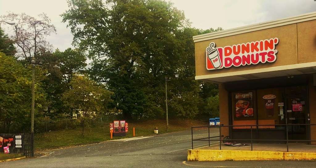 Dunkin Donuts | 501 Irvington Ave, Newark, NJ 07106, USA | Phone: (973) 399-0440