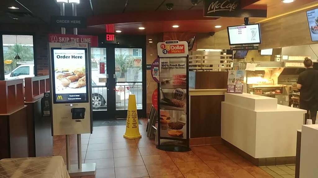 McDonalds | 1839 W Chapman Ave, Orange, CA 92868 | Phone: (714) 938-0118