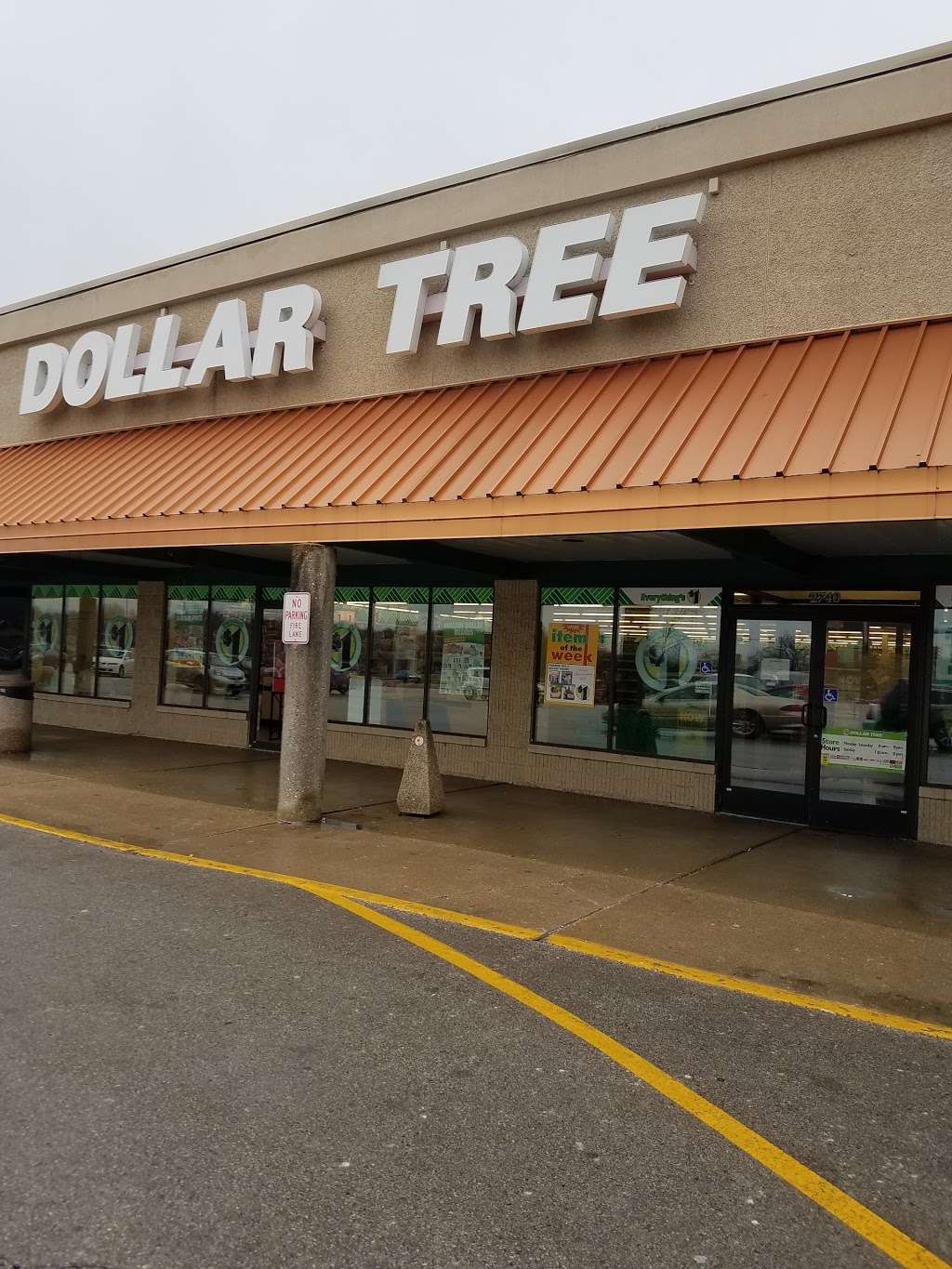 Dollar Tree | 2740 Heritage Dr, Delafield, WI 53018, USA | Phone: (262) 303-8050