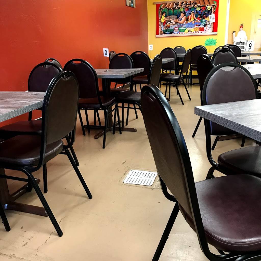 Salvadoreño Restaurant #5 | 12550 W Thunderbird Rd Suite 102, El Mirage, AZ 85335 | Phone: (623) 225-7442