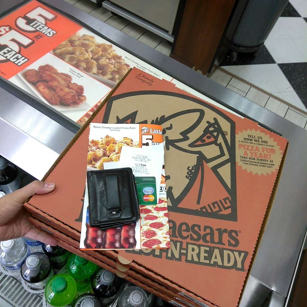 Little Caesars Pizza | 1360 W Cheyenne Ave #2, North Las Vegas, NV 89030 | Phone: (702) 399-3331