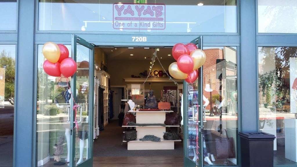 Ya Yas Boutique | 720 S Allied Way, El Segundo, CA 90245 | Phone: (310) 615-1928