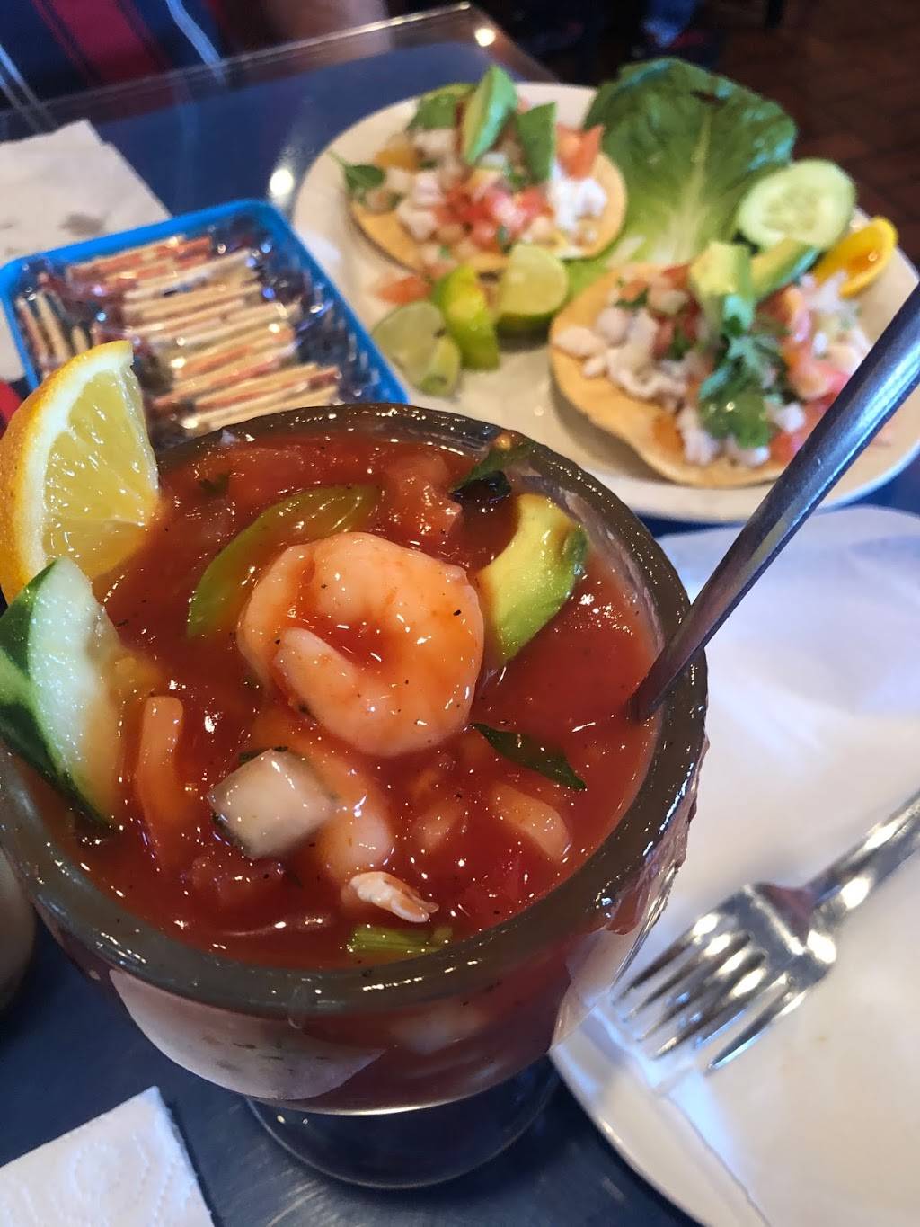 Mariscos La Marea | 601 W Northside Dr, Fort Worth, TX 76164, USA | Phone: (817) 378-8571