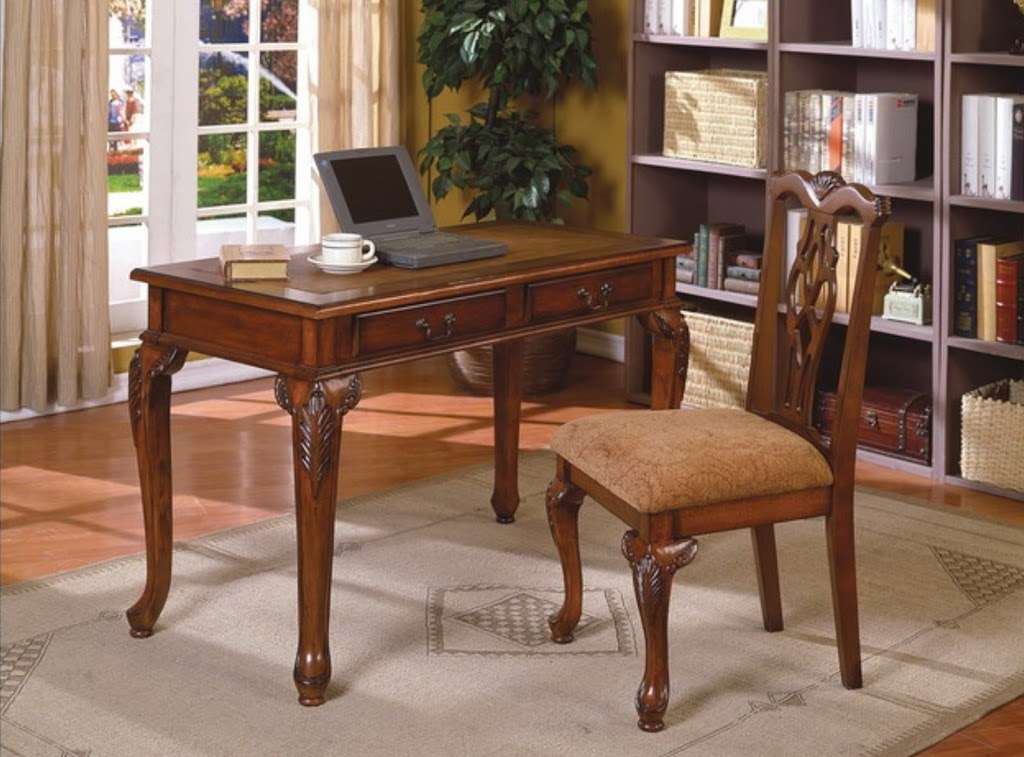 Mr. Bee’s furniture | 1009 N Brooks St, Brazoria, TX 77422, USA | Phone: (979) 985-5551