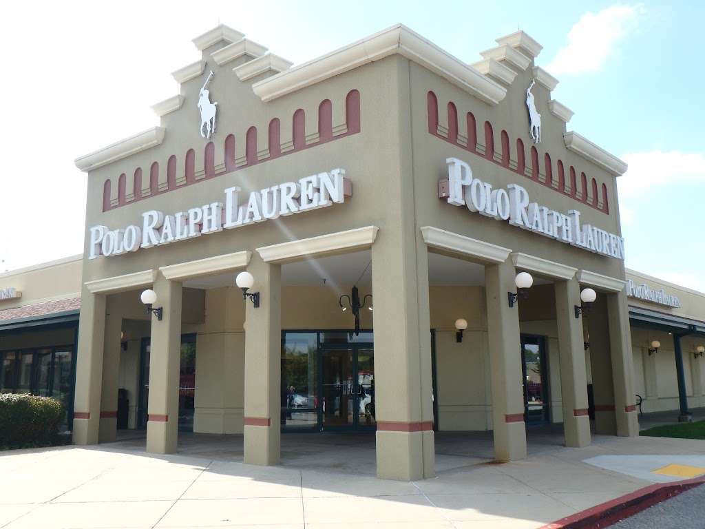 Polo Ralph Lauren Factory Store | 200 Prime Outlets Blvd, Hagerstown, MD 21740, USA | Phone: (301) 665-9790