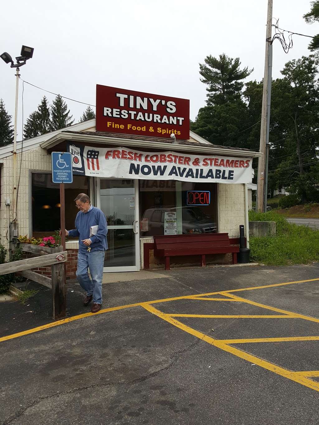 Tinys | 2 Groton School Rd, Ayer, MA 01432, USA | Phone: (978) 772-2917